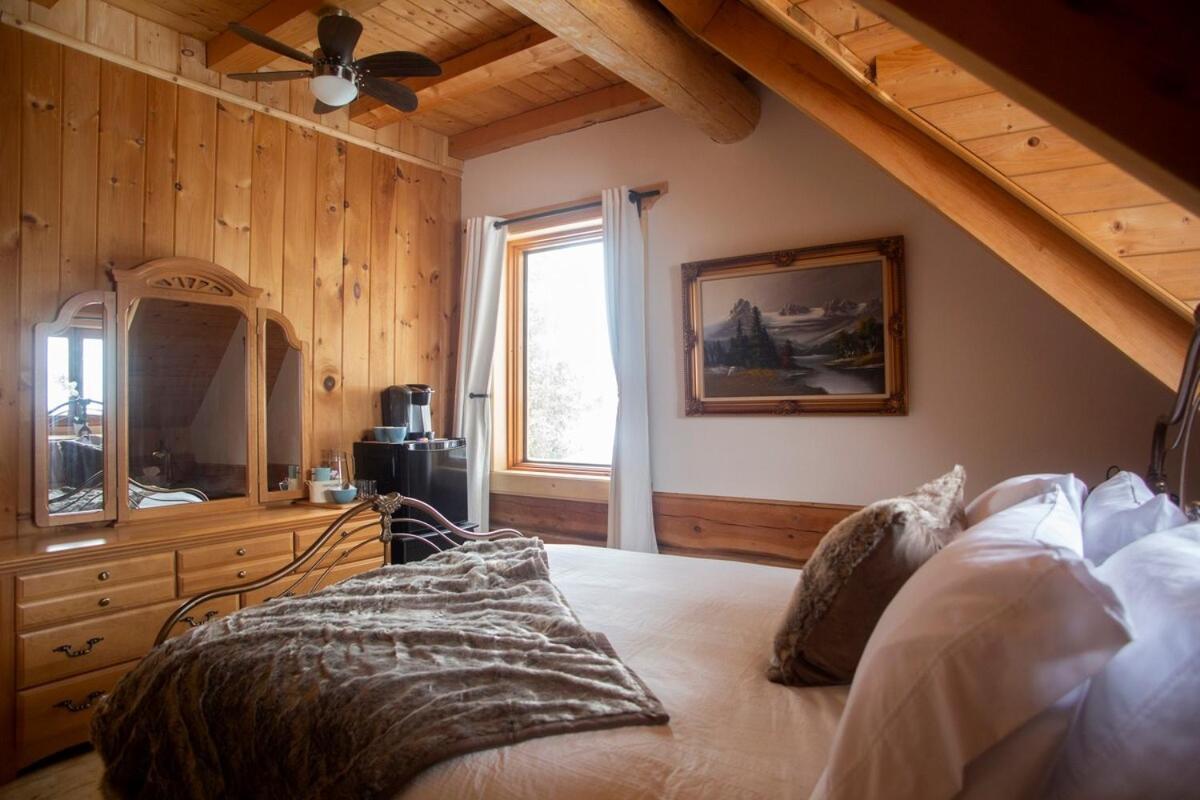 Hebergement "La Maison En Bois Rond" Sainte-Marie Rom bilde