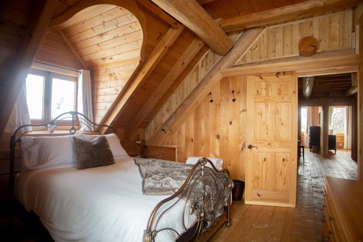 Hebergement "La Maison En Bois Rond" Sainte-Marie Rom bilde